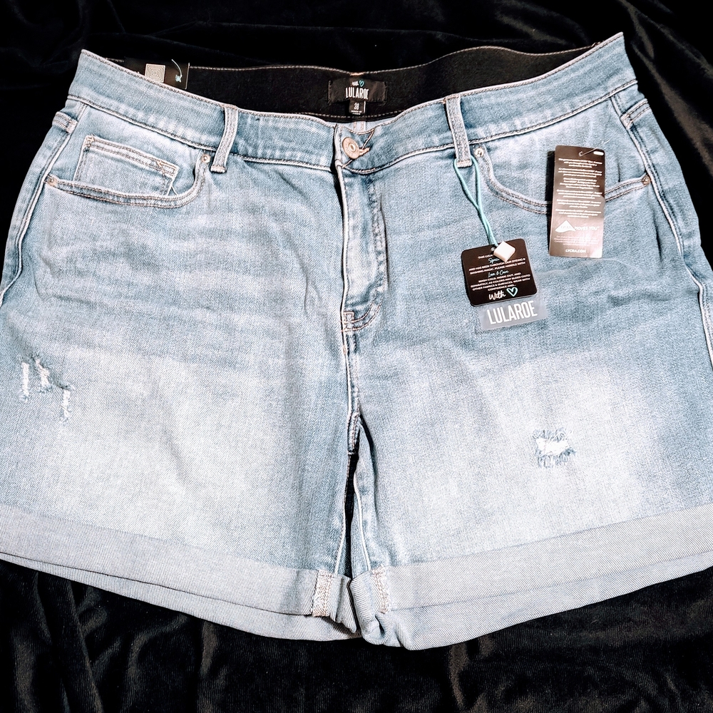 LuLaRoe Boyfriend Distressed Denim Shorts Size 18W 38